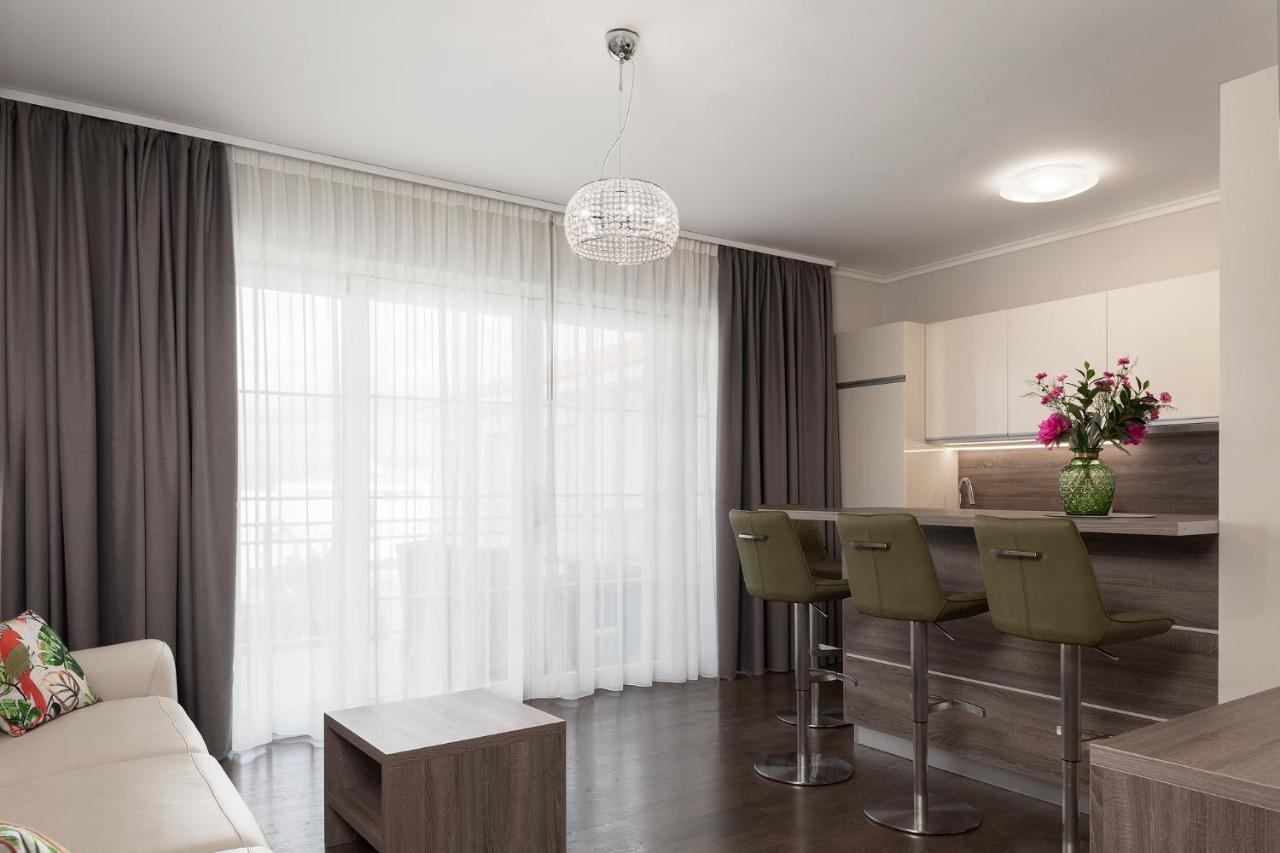 מאלינסקה Deluxe Apartment Vila Carissa מראה חיצוני תמונה